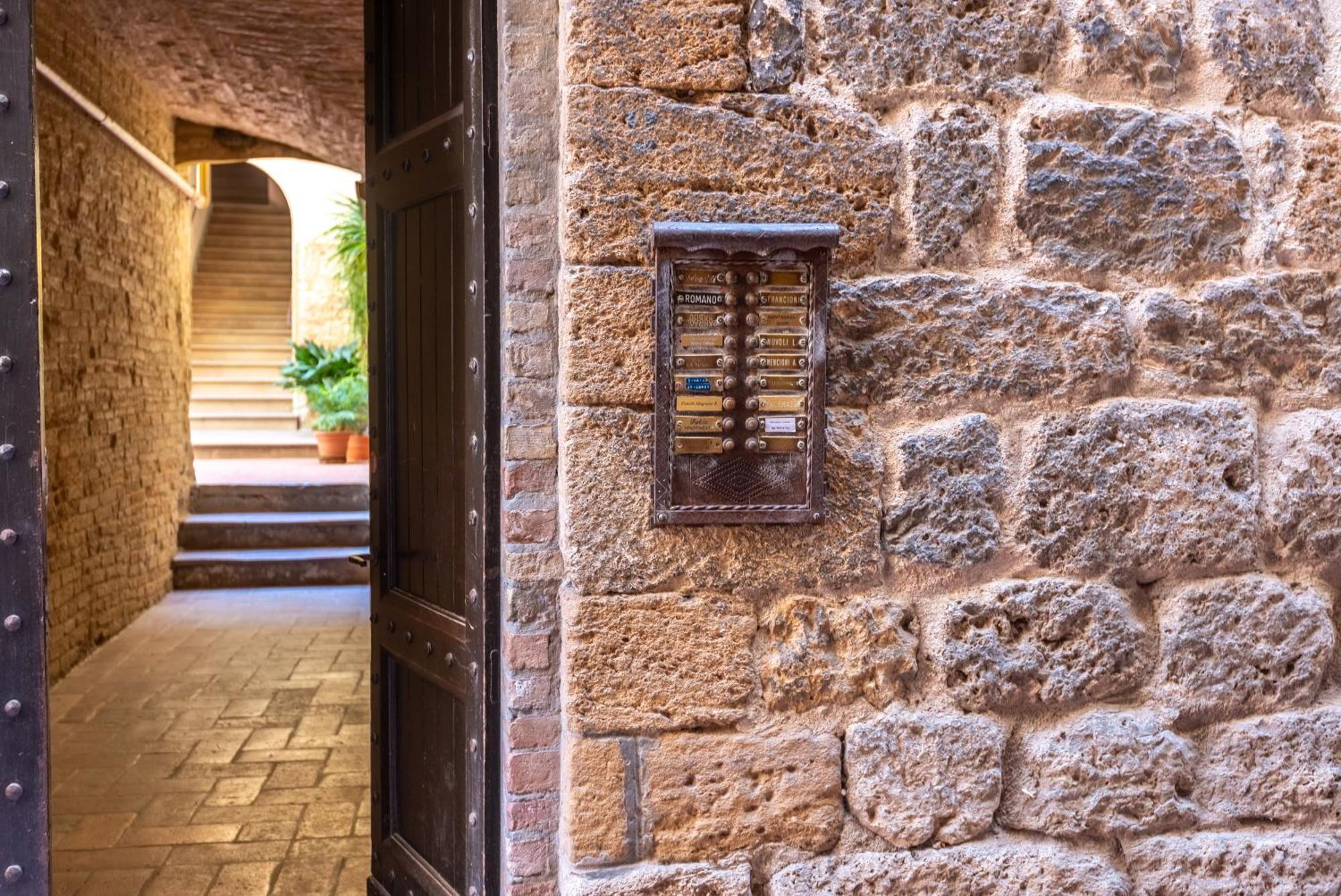 Appartamento Il Teatro San Gimignano Esterno foto